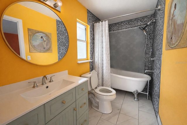 3602 CAMBRIDGE DRIVE W, Bradenton, FL 34205