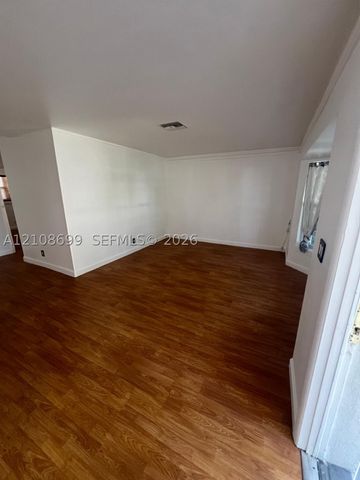 4517 NE 21st Ave 2, Fort Lauderdale, FL 33308