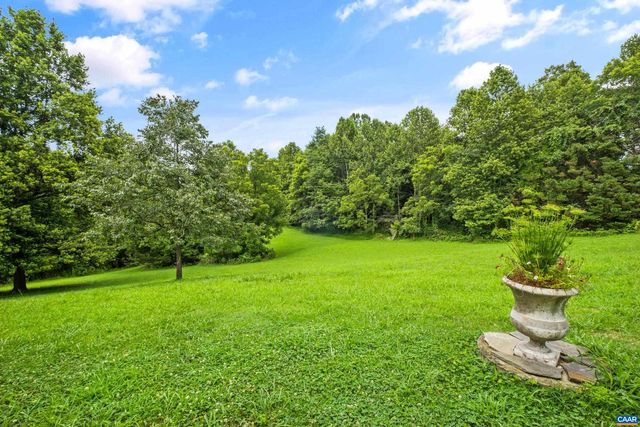 4051 FREE UNION RD, Charlottesville, VA 22901