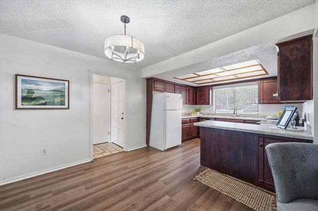 10605 Kristie Lane, Midwest City, OK 73130