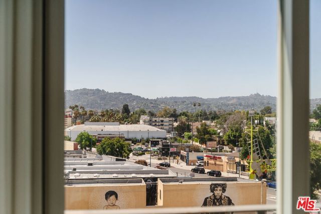11011 Huston Street 212, North Hollywood (los Angeles), CA 91601