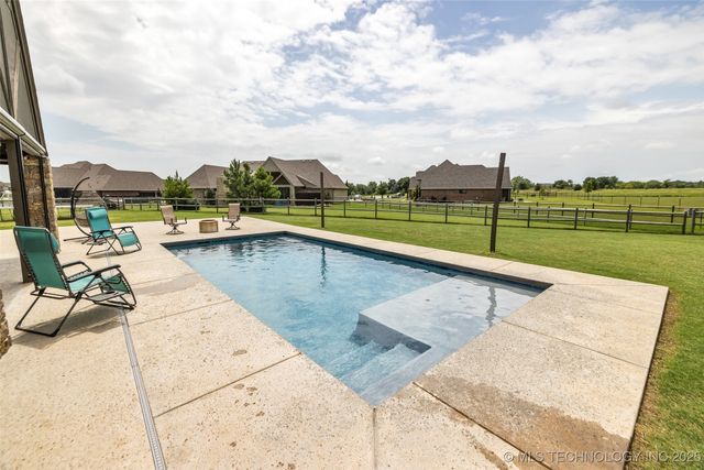 6108 E 95th Street North, Sperry, OK 74073