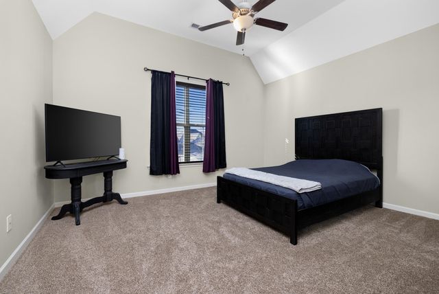 195 WILLOW SPRINGS LN, Oakland, TN 38060