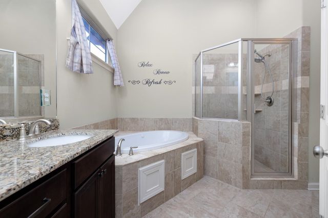 195 WILLOW SPRINGS LN, Oakland, TN 38060