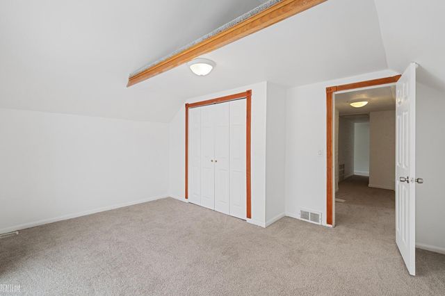 260 Riverside Drive, Mount Clemens, MI 48043