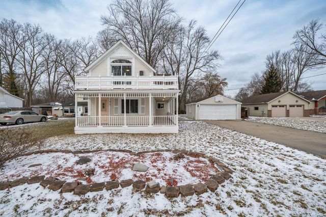 260 Riverside Drive, Mount Clemens, MI 48043