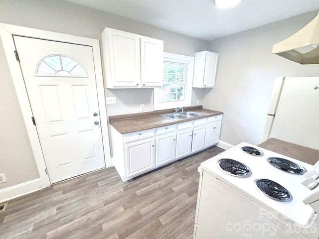 1615 Bancroft Street, Charlotte, NC 28206