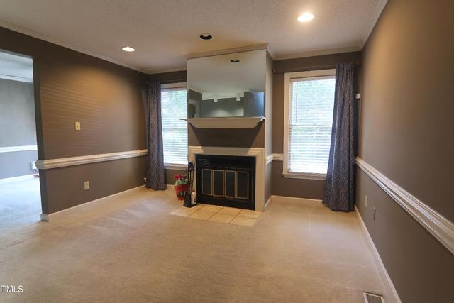 7010 Sandy Forks Road 106, Raleigh, NC 27615