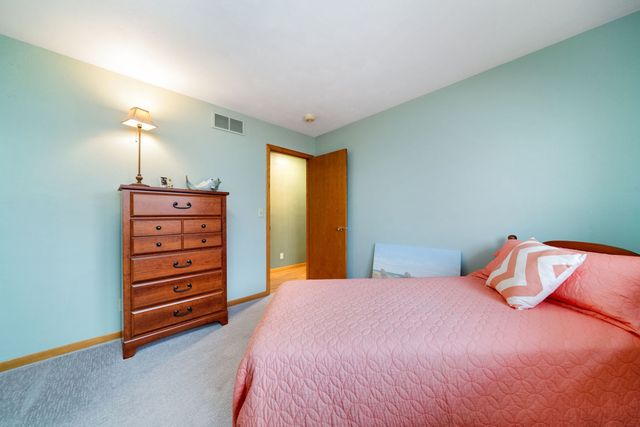 1344 S Trainer Road 1344, Rockford, IL 61108