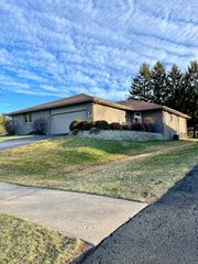 1344 S Trainer Road 1344, Rockford, IL 61108