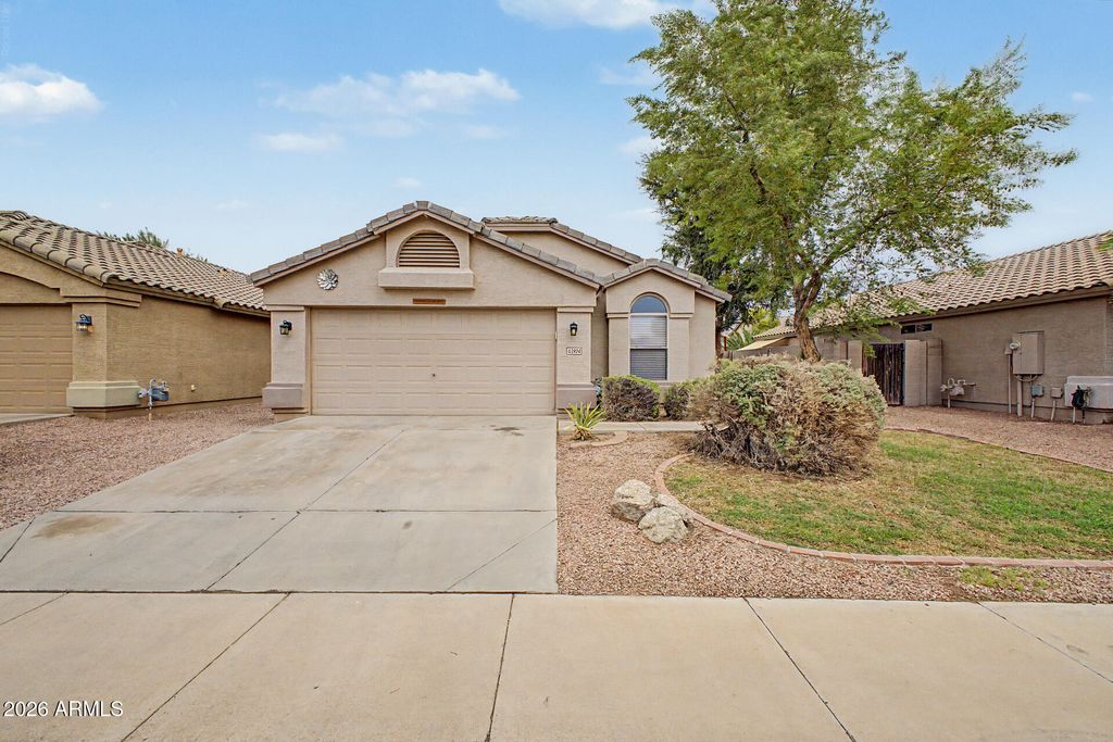 43924 W Cahill Drive, Maricopa, AZ 85138 — exterior