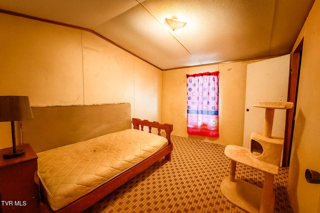 694 Heck Branch Road, Rogersville, TN 37857