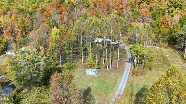 694 Heck Branch Road, Rogersville, TN 37857