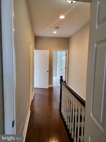1403 N BOND ST, Baltimore, MD 21213