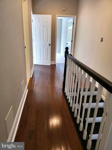 1403 N BOND ST, Baltimore, MD 21213