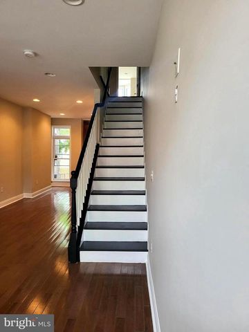 1403 N BOND ST, Baltimore, MD 21213