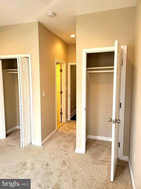 Image 23 of property listing at 1403 N BOND ST, Baltimore, MD 21213