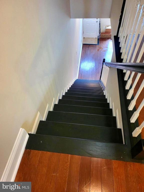 Image 30 of property listing at 1403 N BOND ST, Baltimore, MD 21213