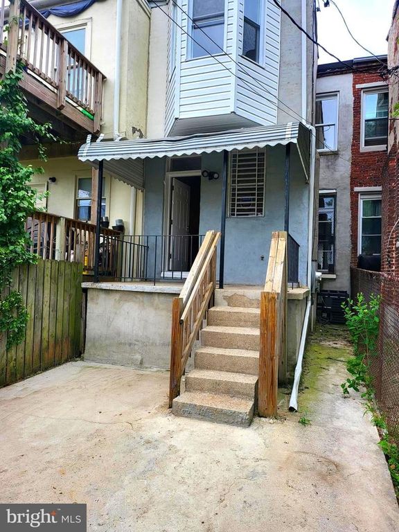Image 41 of property listing at 1403 N BOND ST, Baltimore, MD 21213