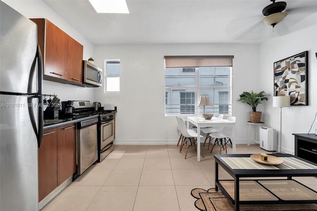 500 14th St 101, Miami Beach, FL 33139