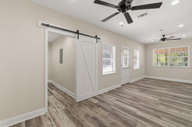 46 Ralston, Hattiesburg, MS 39401