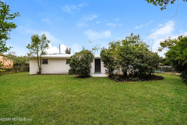 324 AURIGA Drive, Orange Park, FL 32073