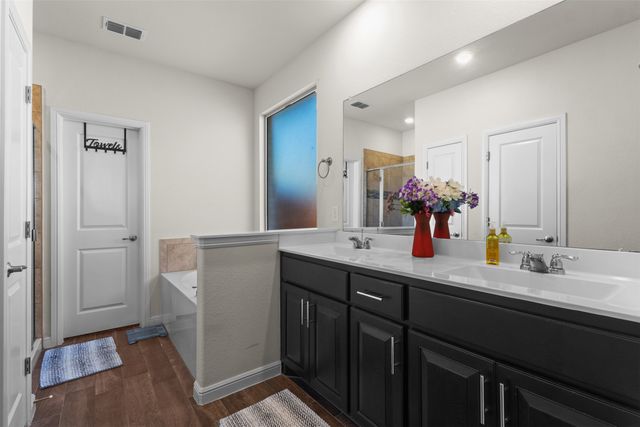 1313 Dublin Drive, Cleburne, TX 76033