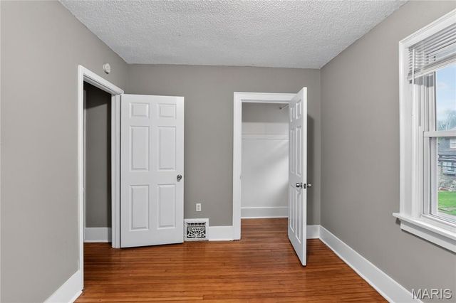 216 Harrison Avenue, St Louis, MO 63135