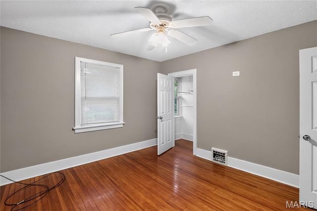 216 Harrison Avenue, St Louis, MO 63135