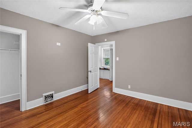 216 Harrison Avenue, St Louis, MO 63135