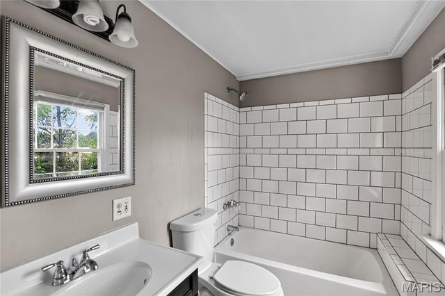 216 Harrison Avenue, St Louis, MO 63135