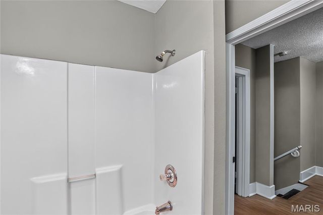 216 Harrison Avenue, St Louis, MO 63135