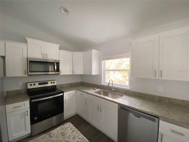 9205 N ELKCAMP BOULEVARD, Citrus Springs, FL 34433