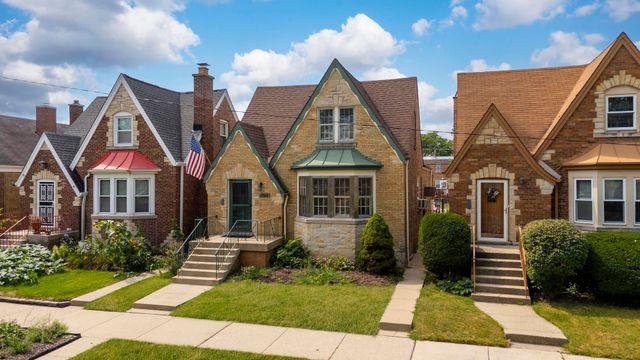 1748 N Rutherford Avenue, Chicago, IL 60707