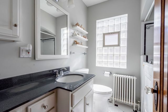 1748 N Rutherford Avenue, Chicago, IL 60707