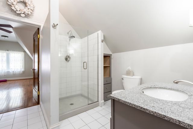 1748 N Rutherford Avenue, Chicago, IL 60707