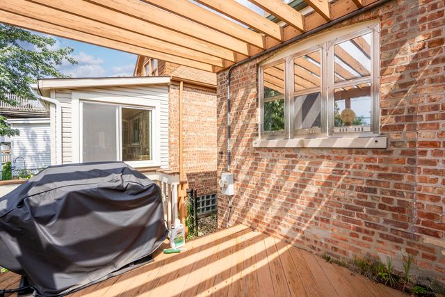 1748 N Rutherford Avenue, Chicago, IL 60707