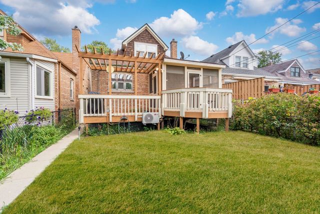 1748 N Rutherford Avenue, Chicago, IL 60707