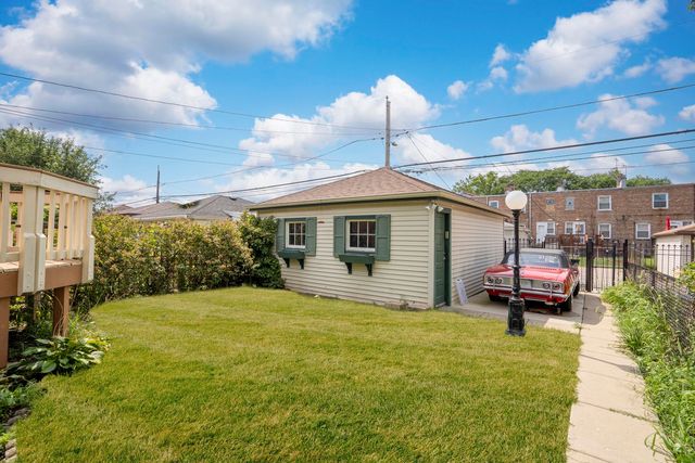 1748 N Rutherford Avenue, Chicago, IL 60707