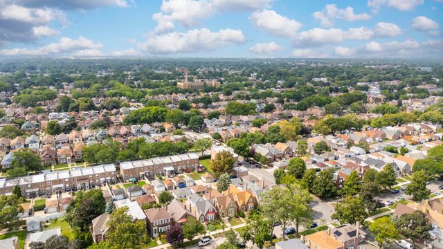 1748 N Rutherford Avenue, Chicago, IL 60707