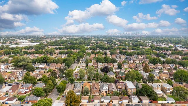 1748 N Rutherford Avenue, Chicago, IL 60707