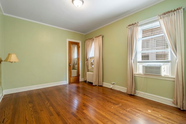 1748 N Rutherford Avenue, Chicago, IL 60707