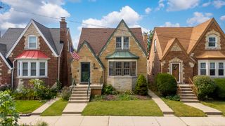 1748 N Rutherford Avenue, Chicago, IL 60707