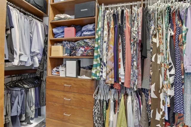 20281 E Country Club Dr TS 5, Aventura, FL 33180