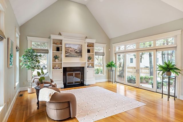 8 Dane, Lexington, MA 02421