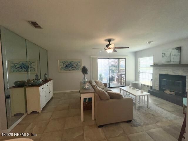 101 CRANES LAKE Drive, Palm Valley, FL 32082