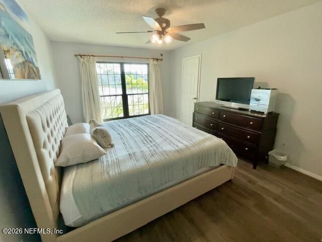 101 CRANES LAKE Drive, Palm Valley, FL 32082