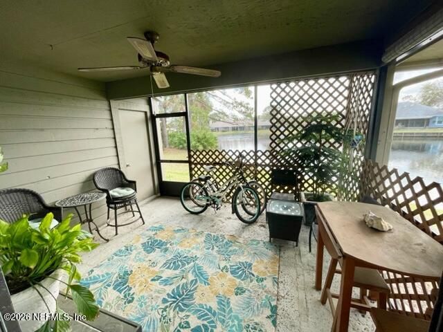 101 CRANES LAKE Drive, Palm Valley, FL 32082