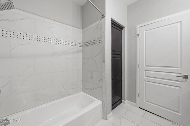 1960 Sunview Court, Sierra Vista, AZ 85635