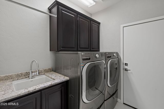 1960 Sunview Court, Sierra Vista, AZ 85635